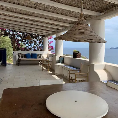 I 100 Gradini - Ampie Terrazze Sul Mare E Giardino Mediterraneo Lingua