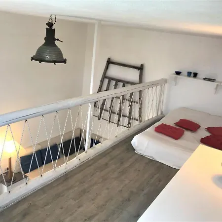 I 100 Gradini - Ampie Terrazze Sul Mare E Giardino Mediterraneo