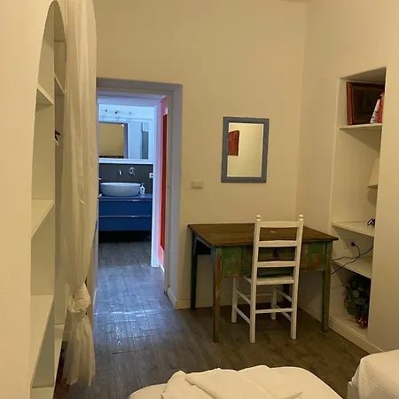 I 100 Gradini - Ampie Terrazze Sul Mare E Giardino Mediterraneo * Lingua